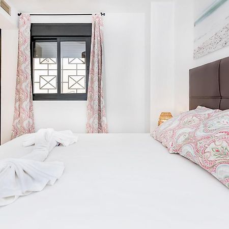 Maba/Private Backyard/Walk To Downtown/Large Smart Tv Apartment Málaga Exterior foto