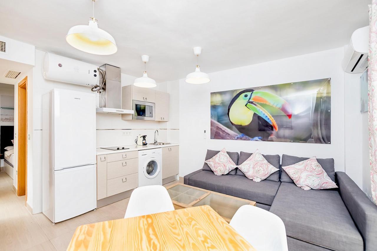 Maba/Private Backyard/Walk To Downtown/Large Smart Tv Apartment Málaga Exterior foto