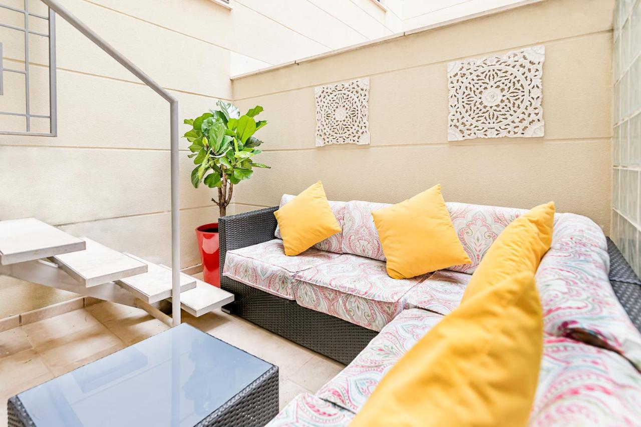 Maba/Private Backyard/Walk To Downtown/Large Smart Tv Apartment Málaga Exterior foto